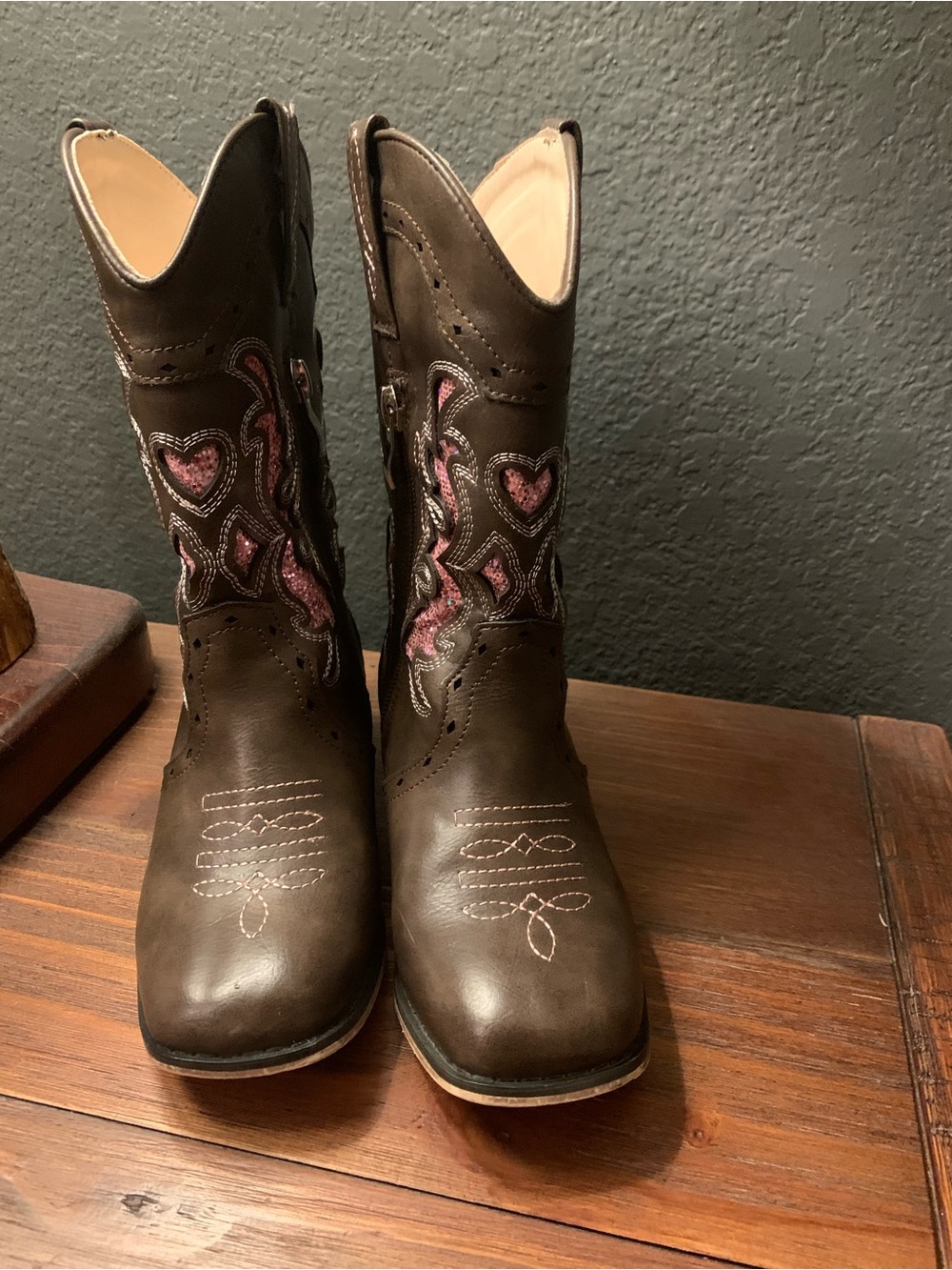 Brown Western Cowgirl Boots with Pink Embroidery - Picture 5 of 7
